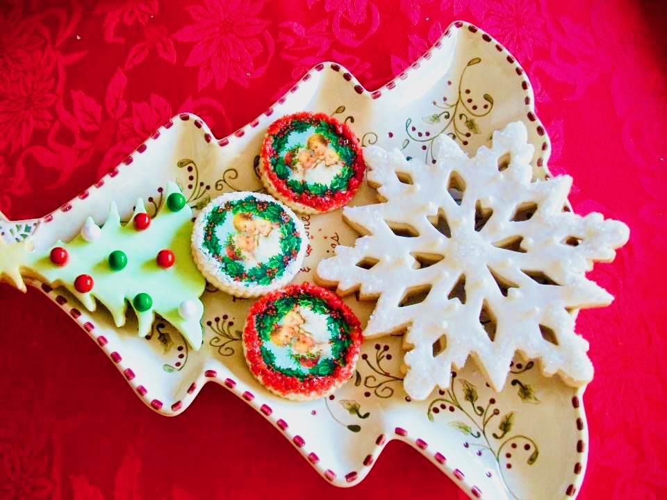 Snowflake, Christmas tree, and vintage image cookies