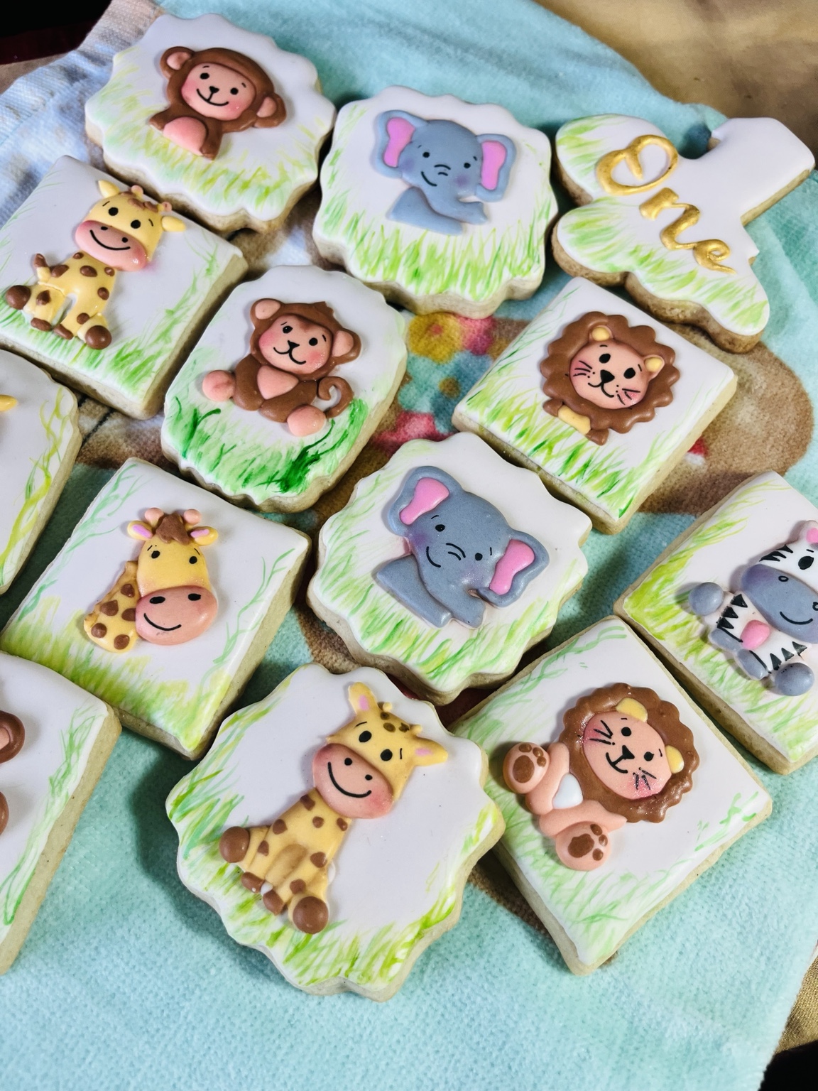 Jungle animal baby shower cookies